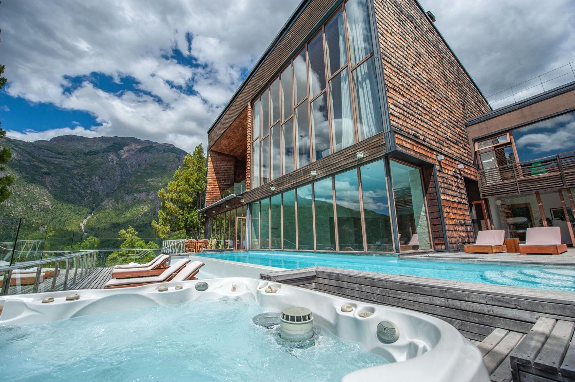 Uman Lodge Patagonia Chile Futaleufu Exterior photo